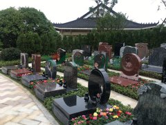 艺术墓碑：展现生命的故事，转达永恒的情绪