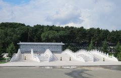 一面墙，一道景：九龙照壁浮雕景墙的诗画之美