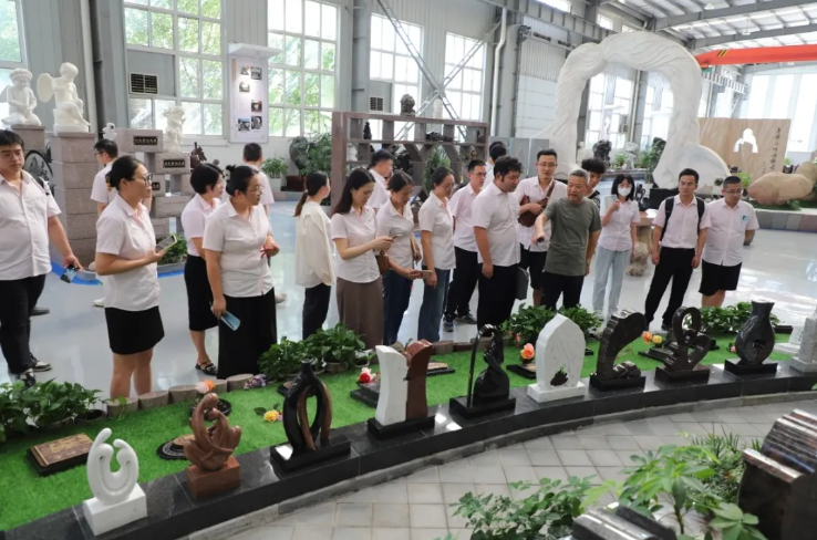 抖圈集团设计营销专题培训：重塑协同，共筑卓越！